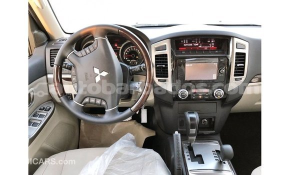 Buy Import Mitsubishi Pajero Black Car in Import - Dubai in Barbados Buy Import Mitsubishi Pajero Black Car in Import - Dubai in Barbados