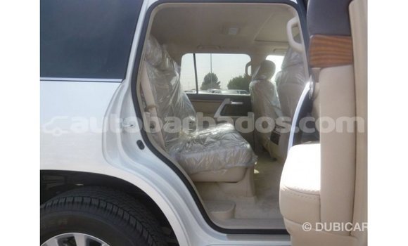 Buy Import Toyota Land Cruiser White Car in Import - Dubai in Barbados Buy Import Toyota Land Cruiser White Car in Import - Dubai in Barbados