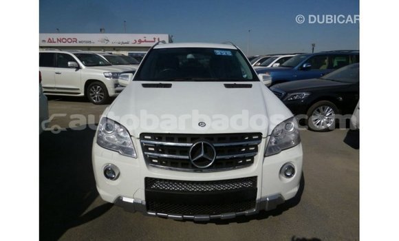 Buy Import Mercedes-Benz 190 (W201) White Car in Import - Dubai in Barbados Buy Import Mercedes-Benz 190 (W201) White Car in Import - Dubai in Barbados