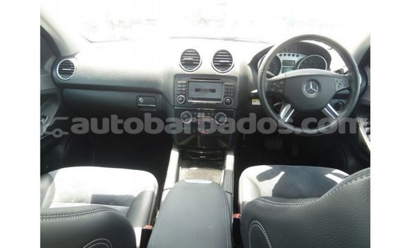 Buy Import Mercedes-Benz 190 (W201) Black Car in Import - Dubai in Barbados Buy Import Mercedes-Benz 190 (W201) Black Car in Import - Dubai in Barbados