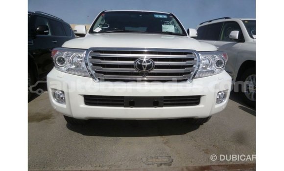 Buy Import Toyota Land Cruiser White Car in Import - Dubai in Barbados Buy Import Toyota Land Cruiser White Car in Import - Dubai in Barbados