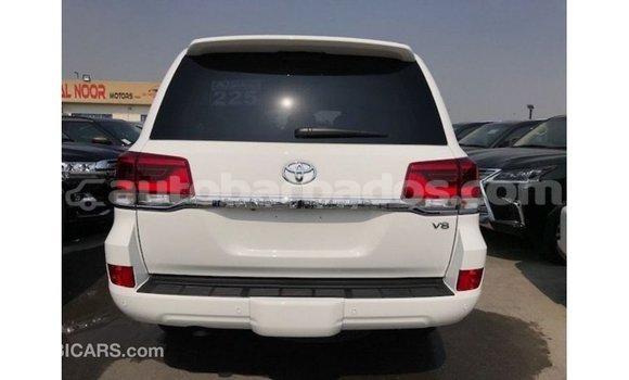 Buy Import Toyota Land Cruiser White Car in Import - Dubai in Barbados Buy Import Toyota Land Cruiser White Car in Import - Dubai in Barbados