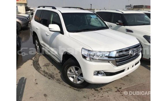 Buy Import Toyota Land Cruiser White Car in Import - Dubai in Barbados Buy Import Toyota Land Cruiser White Car in Import - Dubai in Barbados