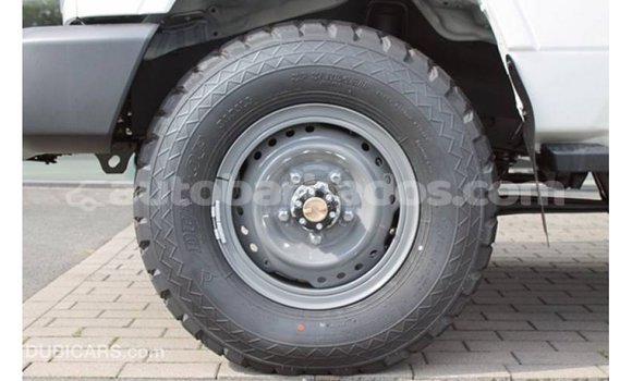 Buy Import Toyota Land Cruiser White Car in Import - Dubai in Barbados Buy Import Toyota Land Cruiser White Car in Import - Dubai in Barbados
