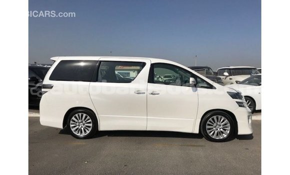 Buy Import Toyota Vellfire White Car in Import - Dubai in Barbados Buy Import Toyota Vellfire White Car in Import - Dubai in Barbados