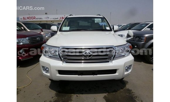 Buy Import Toyota Land Cruiser White Car in Import - Dubai in Barbados Buy Import Toyota Land Cruiser White Car in Import - Dubai in Barbados