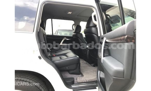 Buy Import Toyota Land Cruiser White Car in Import - Dubai in Barbados Buy Import Toyota Land Cruiser White Car in Import - Dubai in Barbados