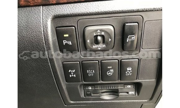 Buy Import Toyota Land Cruiser White Car in Import - Dubai in Barbados Buy Import Toyota Land Cruiser White Car in Import - Dubai in Barbados