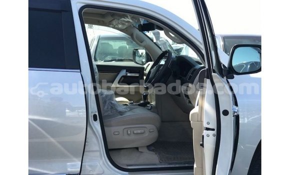 Buy Import Toyota Land Cruiser White Car in Import - Dubai in Barbados Buy Import Toyota Land Cruiser White Car in Import - Dubai in Barbados