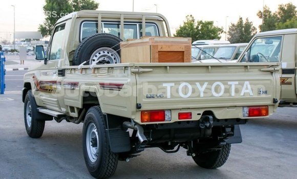 Buy Import Toyota Land Cruiser Beige Car in Import - Dubai in Barbados Buy Import Toyota Land Cruiser Beige Car in Import - Dubai in Barbados