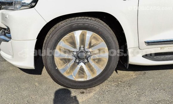 Buy Import Toyota Land Cruiser White Car in Import - Dubai in Barbados Buy Import Toyota Land Cruiser White Car in Import - Dubai in Barbados