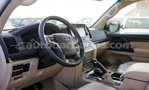 Buy Import Toyota Land Cruiser White Car in Import - Dubai in Barbados Buy Import Toyota Land Cruiser White Car in Import - Dubai in Barbados