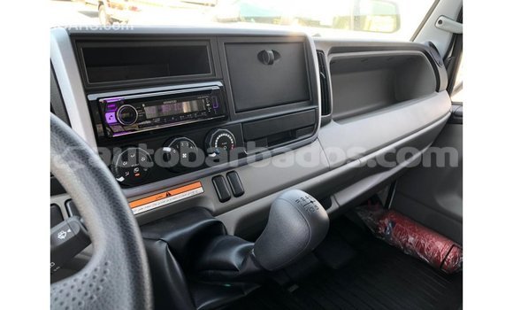 Buy Import Mitsubishi L400 White Truck in Import - Dubai in Barbados Buy Import Mitsubishi L400 White Truck in Import - Dubai in Barbados