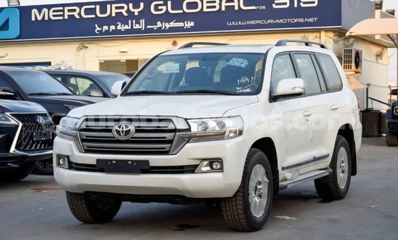 Buy Import Toyota Land Cruiser White Car in Import - Dubai in Barbados Buy Import Toyota Land Cruiser White Car in Import - Dubai in Barbados