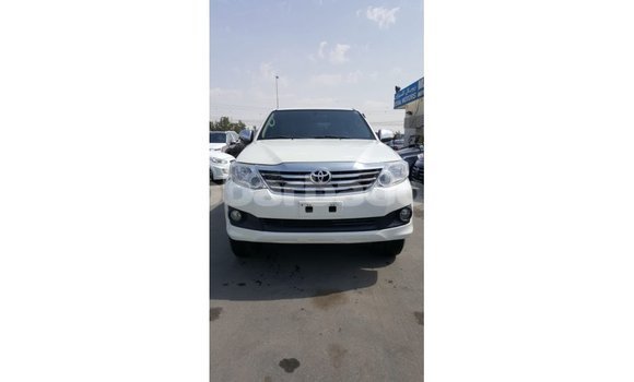 Buy Import Toyota Fortuner White Car in Import - Dubai in Barbados Buy Import Toyota Fortuner White Car in Import - Dubai in Barbados