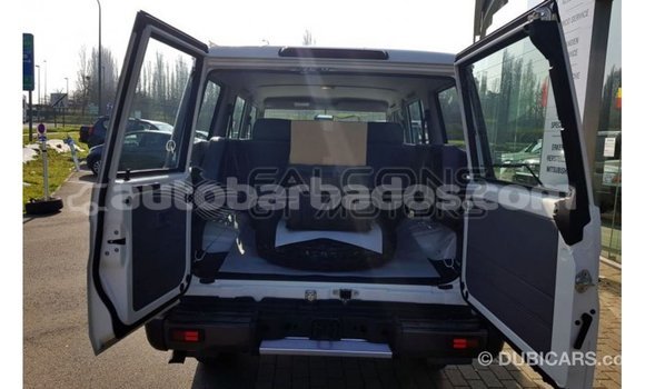 Buy Import Toyota Land Cruiser White Car in Import - Dubai in Barbados Buy Import Toyota Land Cruiser White Car in Import - Dubai in Barbados