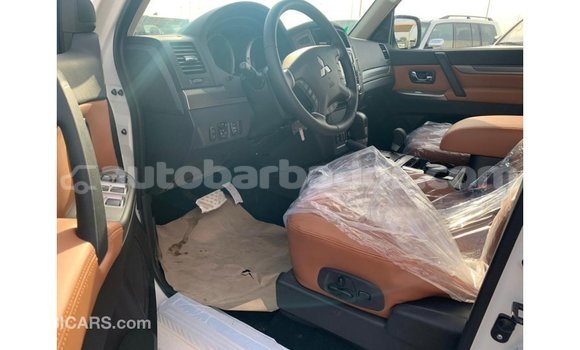 Buy Import Mitsubishi Pajero White Car in Import - Dubai in Barbados Buy Import Mitsubishi Pajero White Car in Import - Dubai in Barbados