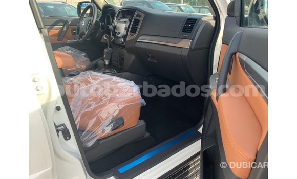 Buy Import Mitsubishi Pajero White Car in Import - Dubai in Barbados Buy Import Mitsubishi Pajero White Car in Import - Dubai in Barbados