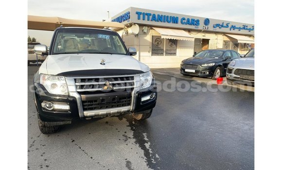 Buy Import Mitsubishi Pajero Black Car in Import - Dubai in Barbados Buy Import Mitsubishi Pajero Black Car in Import - Dubai in Barbados