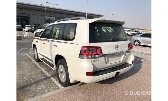 Buy Import Toyota Land Cruiser White Car in Import - Dubai in Barbados Buy Import Toyota Land Cruiser White Car in Import - Dubai in Barbados