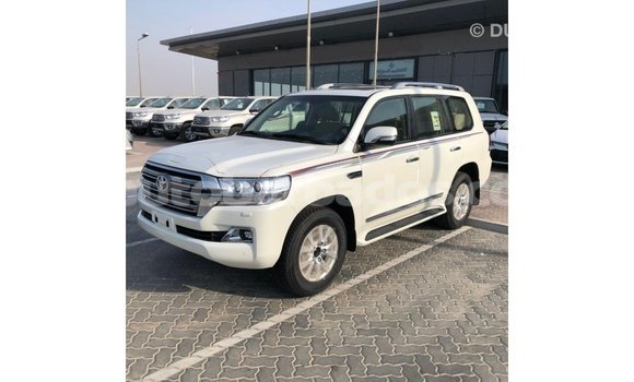 Buy Import Toyota Land Cruiser White Car in Import - Dubai in Barbados Buy Import Toyota Land Cruiser White Car in Import - Dubai in Barbados