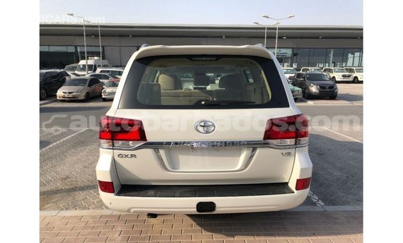 Buy Import Toyota Land Cruiser White Car in Import - Dubai in Barbados Buy Import Toyota Land Cruiser White Car in Import - Dubai in Barbados