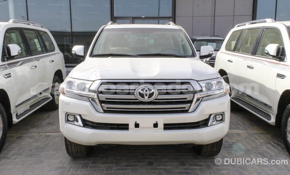 Buy Import Toyota Land Cruiser White Car in Import - Dubai in Barbados Buy Import Toyota Land Cruiser White Car in Import - Dubai in Barbados