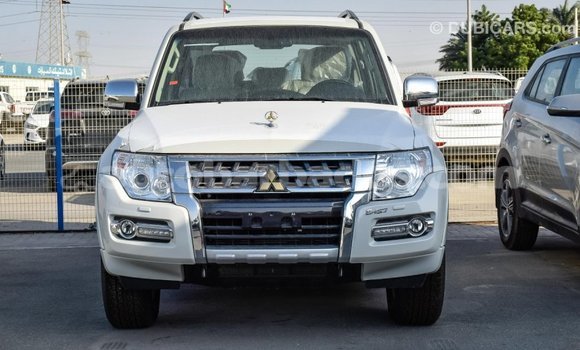Buy Import Mitsubishi Pajero White Car in Import - Dubai in Barbados Buy Import Mitsubishi Pajero White Car in Import - Dubai in Barbados