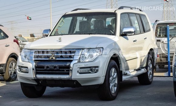 Buy Import Mitsubishi Pajero White Car in Import - Dubai in Barbados Buy Import Mitsubishi Pajero White Car in Import - Dubai in Barbados
