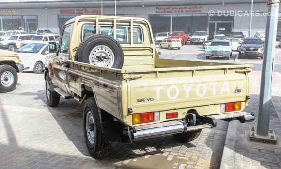 Buy Import Toyota Land Cruiser Beige Car in Import - Dubai in Barbados Buy Import Toyota Land Cruiser Beige Car in Import - Dubai in Barbados