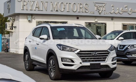Buy Import Hyundai Tucson White Car in Import - Dubai in Barbados Buy Import Hyundai Tucson White Car in Import - Dubai in Barbados