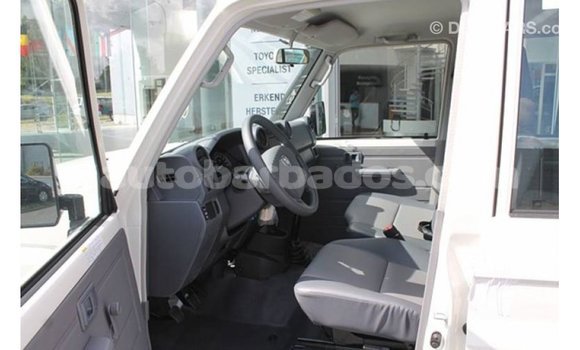 Buy Import Toyota Land Cruiser White Car in Import - Dubai in Barbados Buy Import Toyota Land Cruiser White Car in Import - Dubai in Barbados