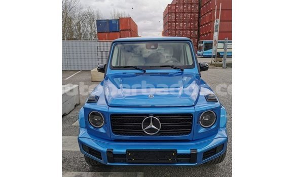 Buy Import Mercedes-Benz 190 (W201) Blue Car in Import - Dubai in Barbados Buy Import Mercedes-Benz 190 (W201) Blue Car in Import - Dubai in Barbados