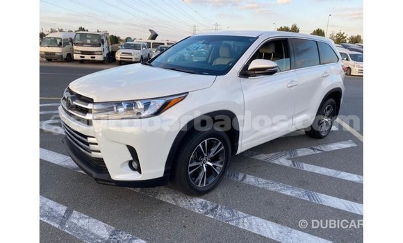 Buy Import Toyota Highlander White Car in Import - Dubai in Barbados Buy Import Toyota Highlander White Car in Import - Dubai in Barbados