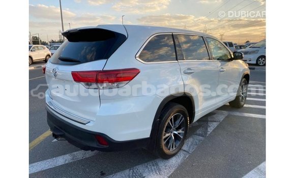 Buy Import Toyota Highlander White Car in Import - Dubai in Barbados Buy Import Toyota Highlander White Car in Import - Dubai in Barbados