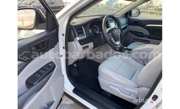 Buy Import Toyota Highlander White Car in Import - Dubai in Barbados Buy Import Toyota Highlander White Car in Import - Dubai in Barbados