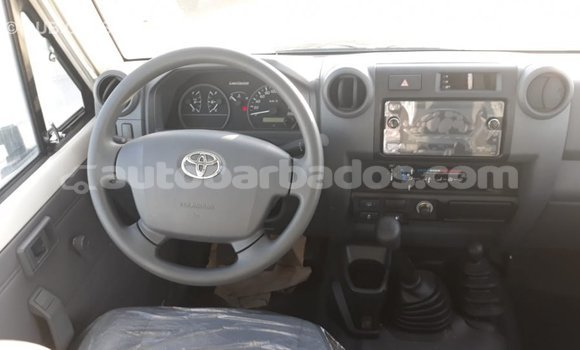 Buy Import Toyota Land Cruiser White Car in Import - Dubai in Barbados Buy Import Toyota Land Cruiser White Car in Import - Dubai in Barbados
