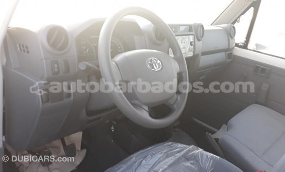 Buy Import Toyota Land Cruiser White Car in Import - Dubai in Barbados Buy Import Toyota Land Cruiser White Car in Import - Dubai in Barbados