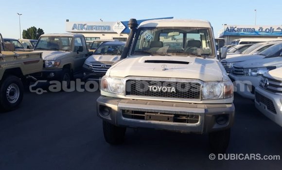 Buy Import Toyota Land Cruiser White Car in Import - Dubai in Barbados Buy Import Toyota Land Cruiser White Car in Import - Dubai in Barbados