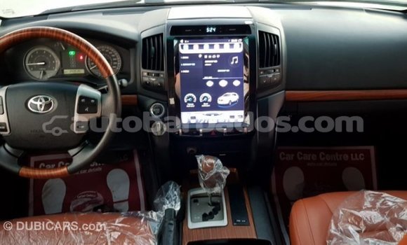 Buy Import Toyota Land Cruiser White Car in Import - Dubai in Barbados Buy Import Toyota Land Cruiser White Car in Import - Dubai in Barbados