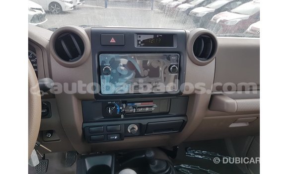 Buy Import Toyota Land Cruiser Beige Car in Import - Dubai in Barbados Buy Import Toyota Land Cruiser Beige Car in Import - Dubai in Barbados