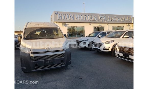 Buy Import Toyota Hiace White Car in Import - Dubai in Barbados Buy Import Toyota Hiace White Car in Import - Dubai in Barbados