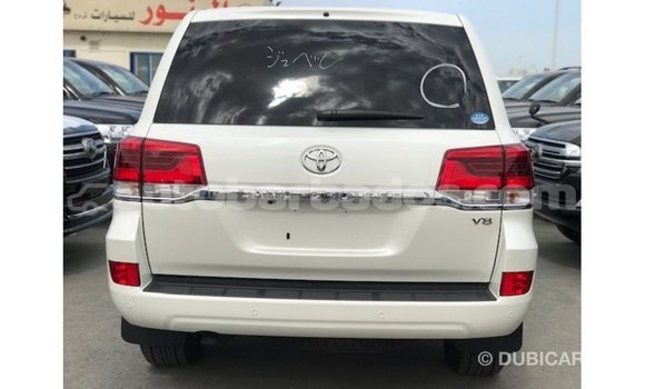 Buy Import Toyota Land Cruiser White Car in Import - Dubai in Barbados Buy Import Toyota Land Cruiser White Car in Import - Dubai in Barbados