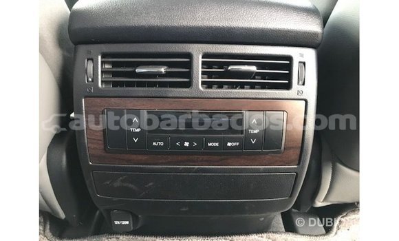 Buy Import Toyota Land Cruiser White Car in Import - Dubai in Barbados Buy Import Toyota Land Cruiser White Car in Import - Dubai in Barbados