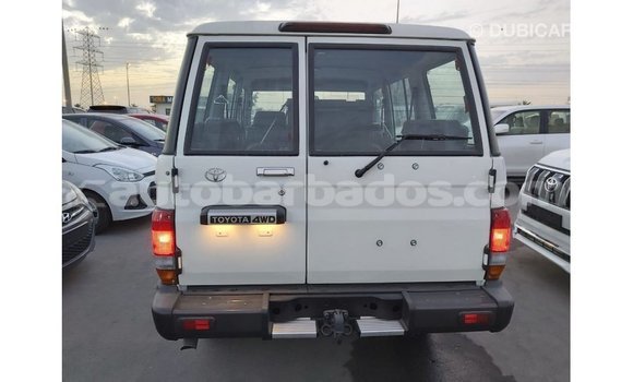 Buy Import Toyota Land Cruiser White Car in Import - Dubai in Barbados Buy Import Toyota Land Cruiser White Car in Import - Dubai in Barbados