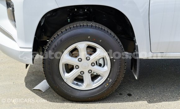 Buy Import Mitsubishi L200 White Car in Import - Dubai in Barbados Buy Import Mitsubishi L200 White Car in Import - Dubai in Barbados