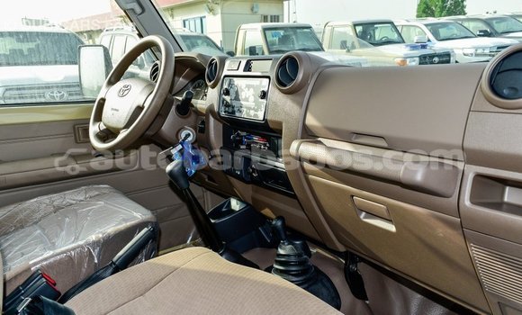 Buy Import Toyota Land Cruiser Beige Car in Import - Dubai in Barbados Buy Import Toyota Land Cruiser Beige Car in Import - Dubai in Barbados