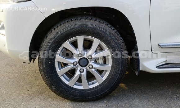 Buy Import Toyota Land Cruiser White Car in Import - Dubai in Barbados Buy Import Toyota Land Cruiser White Car in Import - Dubai in Barbados