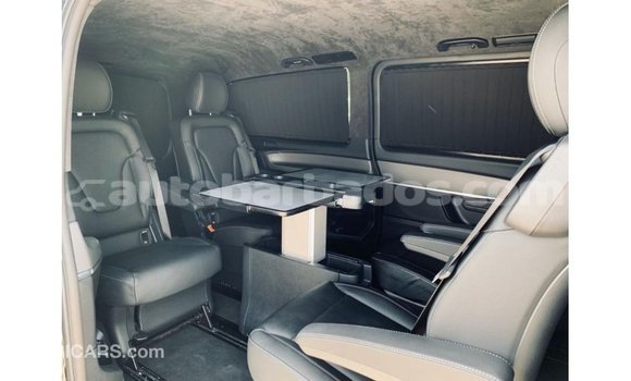Buy Import Mercedes-Benz Viano Black Car in Import - Dubai in Barbados Buy Import Mercedes-Benz Viano Black Car in Import - Dubai in Barbados