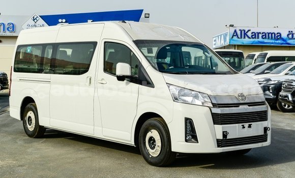 Buy Import Toyota Hiace White Car in Import - Dubai in Barbados Buy Import Toyota Hiace White Car in Import - Dubai in Barbados